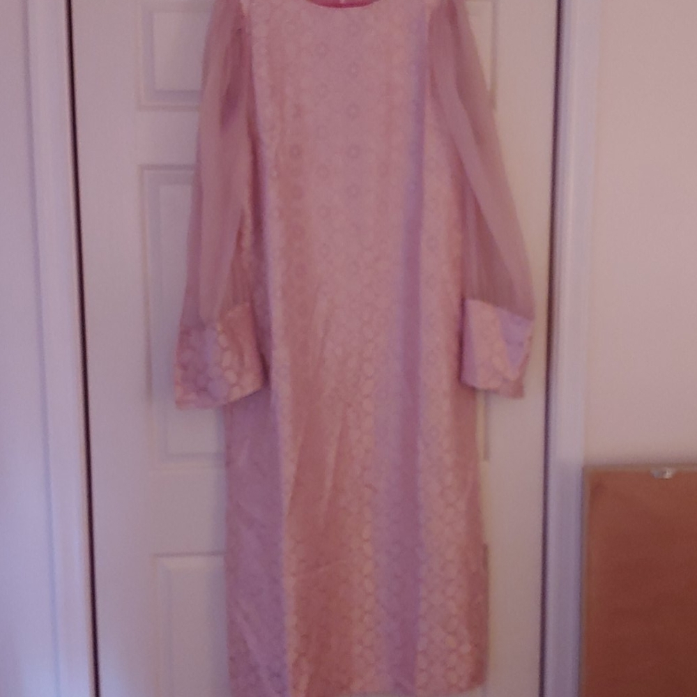 Dress - Picture 4 of 5